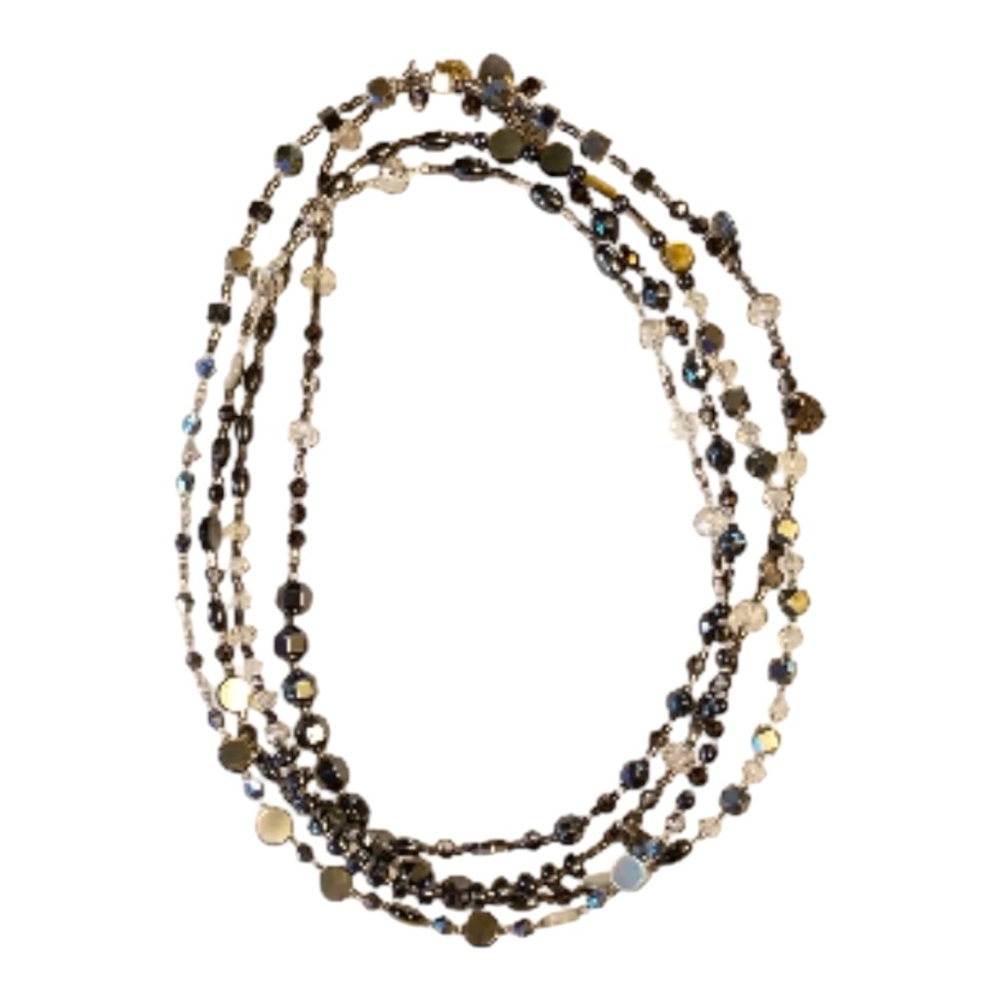 Silpada N3092 Raven Reviews Necklace -  Glass,Hematite,Shell & Sterling Silver.